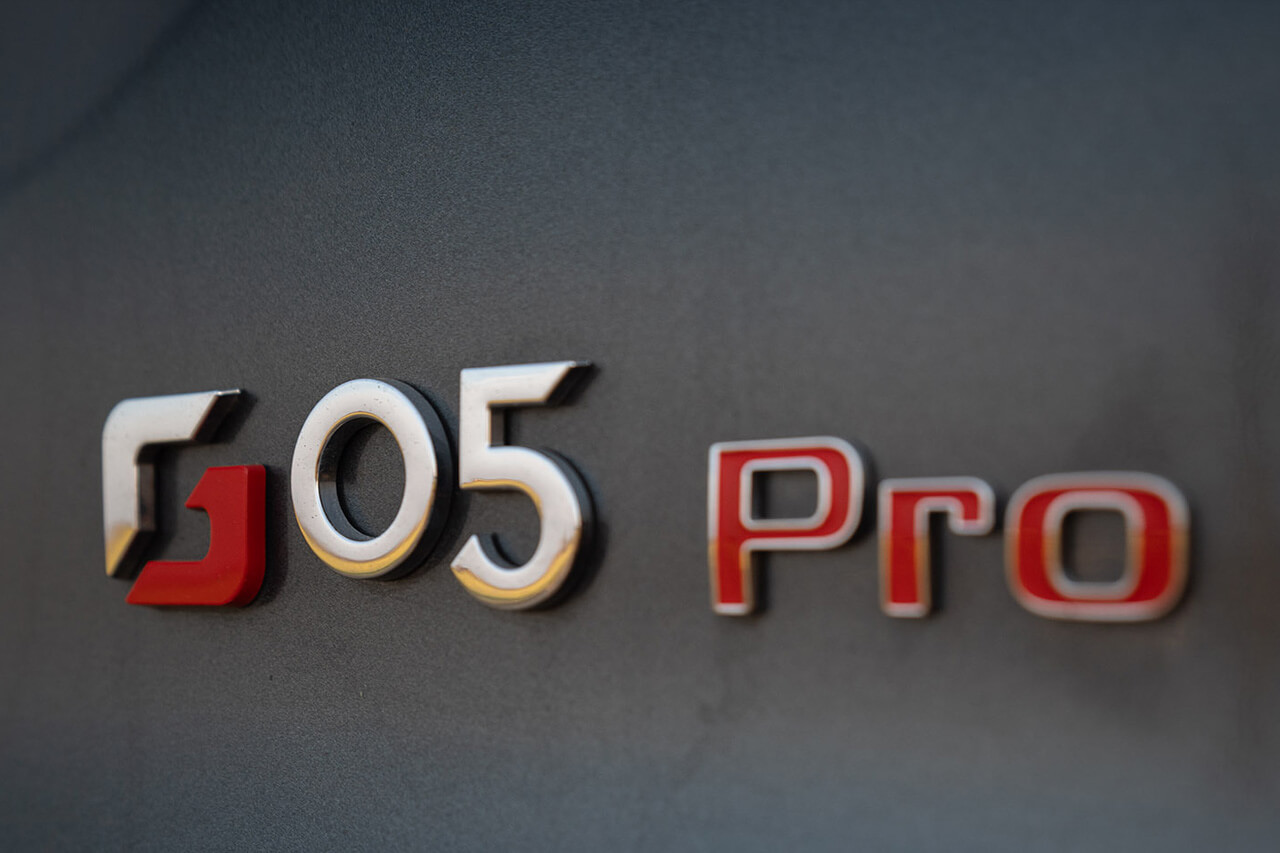 Vozidlo SWM G5 PRO - interiér